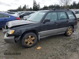 1998 Subaru Forester S with VIN JF1SF655XWH765781, listed as a Copart auction lot 45874945 with 154,624 mi miles and Salvage Title. Bid and sale history available at carsss.com. Image 1.