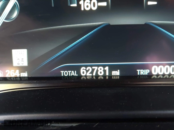2019 BMW 5 Series 530e iPerformance with VIN WBAJA9C55KB254885, listed as a IAAI auction lot 41398164 with 62,781 mi miles. Bid and sale history available at carsss.com. Image 15.