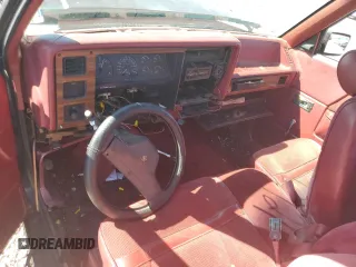 1990 Dodge Dakota z VIN 1B7FL23X7LS653679, wystawiony jako Copart lot #72073034 z przebiegiem 254 327 mil mil oraz Szkoda całkowita • Salvage title. Historia ofert i sprzedaży dostępna na DreamBid. Obrazek 8.