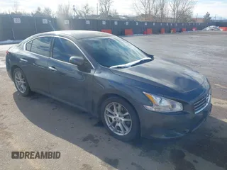 2010 Nissan Maxima SV z VIN 1N4AA5AP7AC815568, wystawiony jako IAAI lot #41634983 z przebiegiem 161 390 mil mil oraz . Historia ofert i sprzedaży dostępna na DreamBid. Obrazek 1.