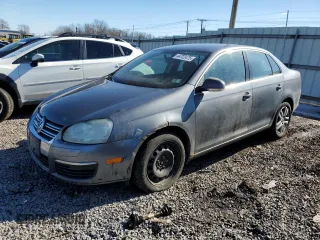 2006 Volkswagen Jetta Sedan 2.5L with VIN 3VWRG71K96M623714, listed as a Copart auction lot 44722475 with 189,176 mi miles and Salvage Title. Bid and sale history available at carsss.com. Image 1.