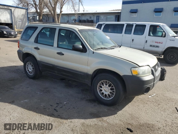 2005 Ford Escape XLS Value with VIN 1FMYU92ZX5KA93124, listed as a Copart auction lot 45337585 with 218,826 mi miles and Salvage Title. Bid and sale history available at carsss.com. Image 4.