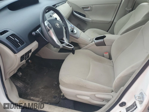 2014 Toyota Prius Four with VIN JTDKN3DU6E1749699, listed as a Copart auction lot 56937655 with 170,391 mi miles and Clean Title. Bid and sale history available at DreamBid. Image 7.