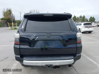 2017 Toyota 4Runner SR5 with VIN JTEBU5JR0H5466187, listed as a IAAI auction lot 41678607 with 137,864 mi miles. Bid and sale history available at carsss.com. Image 17.