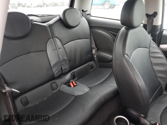 2008 MINI Hardtop S with VIN WMWMF73598TT87574, listed as a Copart auction lot 53399315 with 98,814 mi miles and Clean Title. Bid and sale history available at DreamBid. Image 10.