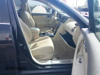 2017 Infiniti QX70 with VIN JN8CS1MW0HM414433, listed as a IAAI auction lot 41791003 with 105,946 mi miles and . Bid and sale history available at DreamBid. Image 5.
