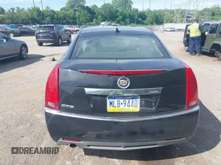 2012 Cadillac CTS z VIN 1G6DA5E53C0112671, wystawiony jako IAAI lot #42290332 z przebiegiem 135 585 mil mil oraz . Historia ofert i sprzedaży dostępna na DreamBid. Obrazek 17.