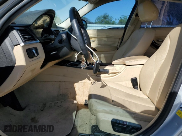 2015 BMW 3 Series 328i с VIN WBA3A5G57FNS87497, выставлен на аукционе Copart как лот 51650655 с пробегом 94 035 миль миль и Чистый • Clean title. История ставок и продаж доступна на DreamBid. Изображение 7.