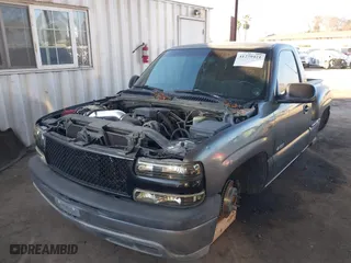 2000 Chevrolet Silverado 1500 with VIN 1GCEC14V9YZ245654, listed as a IAAI auction lot 41279421 with 286,544 mi miles. Bid and sale history available at carsss.com. Image 6.