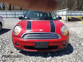 2010 MINI Clubman z VIN WMWML3C54ATX51214, wystawiony jako Copart lot #55023975 z przebiegiem 148 534 mil mil oraz Czysty tytuł • Clean title. Historia ofert i sprzedaży dostępna na DreamBid. Obrazek 5.