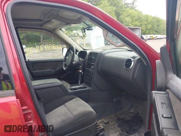 2007 Ford Explorer Sport Trac Limited z VIN 1FMEU53887UA46036, wystawiony jako IAAI lot #42392873 z przebiegiem 108 128 mil mil oraz . Historia ofert i sprzedaży dostępna na DreamBid. Obrazek 5.