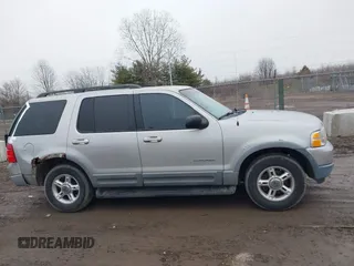 2002 Ford Explorer XLT с VIN 1FMZU73K72ZC76154, выставлен на аукционе IAAI как лот 41539636 с пробегом 177 723 миль миль и . История ставок и продаж доступна на DreamBid. Изображение 13.