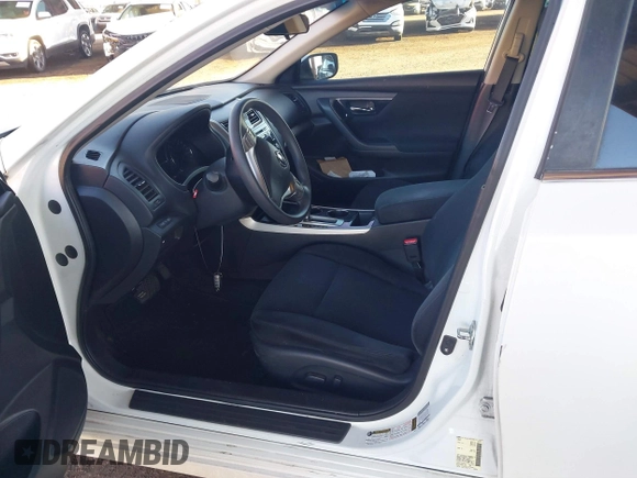 2014 Nissan Altima S with VIN 1N4AL3AP6EC415750, listed as a IAAI auction lot 41869726 with 107,010 mi miles and . Bid and sale history available at carsss.com. Image 5.