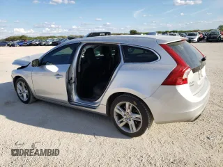2015 Volvo V60 T5 Drive-E Premier with VIN YV140MEB3F1190649, listed as a Copart auction lot 71019093 with 82,813 mi miles. Bid and sale history available at carsss.com. Image 2.