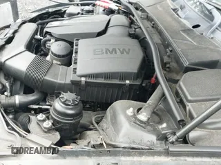 2011 BMW 3 Series 335i с VIN WBADX7C59BE742333, выставлен на аукционе IAAI как лот 42367588 с пробегом 133 095 миль миль и . История ставок и продаж доступна на DreamBid. Изображение 19.