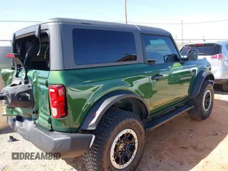 2023 Ford Bronco с VIN 1FMDE5CP6PLB96281, выставлен на аукционе IAAI как лот 41947941 с пробегом 23 932 миль миль и . История ставок и продаж доступна на DreamBid. Изображение 4.