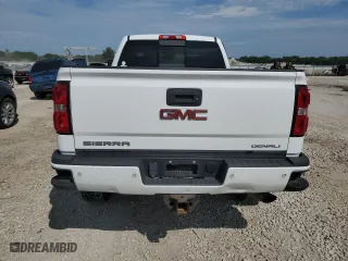 2015 GMC Sierra 2500HD Denali with VIN 1GT120EG3FF679241, listed as a Copart auction lot 67643544 with 185,286 mi miles and Salvage Title. Bid and sale history available at carsss.com. Image 6.