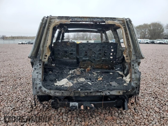2023 Jeep Wagoneer Series II Carbide z VIN 1C4SJVBP1PS507517, wystawiony jako Copart lot #80472574 z przebiegiem Nie podano mil oraz Szkoda całkowita • Salvage title. Historia ofert i sprzedaży dostępna na DreamBid. Obrazek 6.