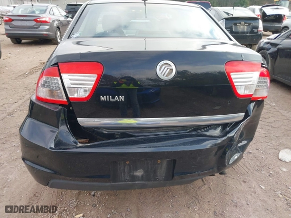2008 Mercury Milan with VIN 3MEHM07Z68R656466, listed as a IAAI auction lot 41107064 with 217,619 mi miles. Bid and sale history available at carsss.com. Image 12.