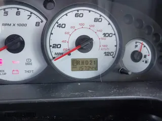 2001 Ford Escape XLT with VIN 1FMCU03181KA15501, listed as a IAAI auction lot 41857955 with 157,344 mi miles. Bid and sale history available at carsss.com. Image 7.