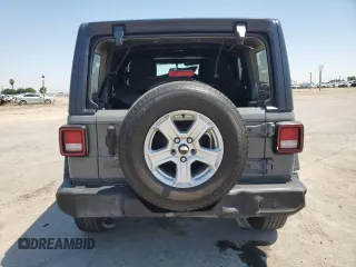 2021 Jeep Wrangler Unlimited Sport S z VIN 1C4HJXDN7MW527762, wystawiony jako Copart lot #54991125 z przebiegiem 83 382 mil mil oraz Szkoda całkowita • Salvage title. Historia ofert i sprzedaży dostępna na DreamBid. Obrazek 6.