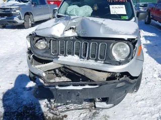 2016 Jeep Renegade Sport with VIN ZACCJBAT8GPC79331, listed as a IAAI auction lot 41363699 with 174,603 mi miles. Bid and sale history available at carsss.com. Image 6.