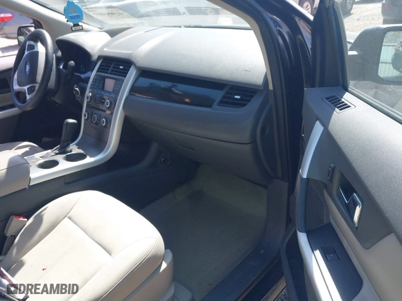 2011 Ford Edge SE with VIN 2FMDK3GC8BBA96129, listed as a IAAI auction lot 41904489 with 139,411 mi miles. Bid and sale history available at carsss.com. Image 5.