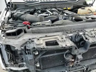 2017 Ford F-250 Lariat z VIN 1FT7W2BT0HEE25992, wystawiony jako Copart lot #70395705 z przebiegiem 84 875 mil mil oraz Szkoda całkowita • Salvage title. Historia ofert i sprzedaży dostępna na DreamBid. Obrazek 16.