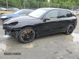 2014 Porsche Cayenne S z VIN WP1AB2A22ELA57038, wystawiony jako Copart lot #57652515 z przebiegiem 127 375 mil mil oraz Szkoda całkowita • Salvage title. Historia ofert i sprzedaży dostępna na DreamBid. Obrazek 1.