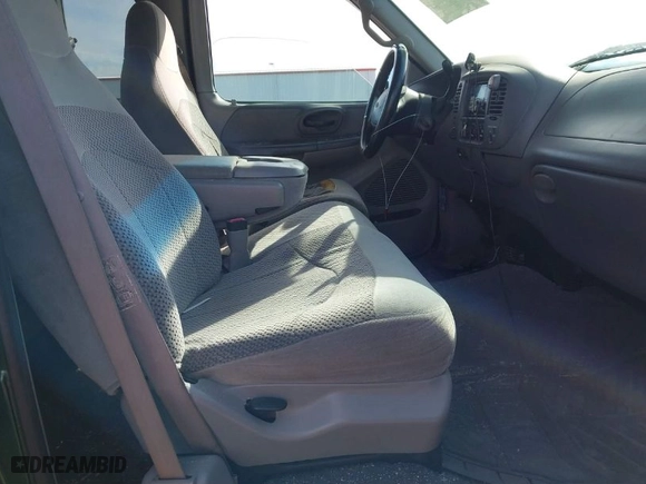 2000 Ford F-150 XL with VIN 1FTRX18L2YNA08168, listed as a IAAI auction lot 41890128 with 1 mi miles. Bid and sale history available at carsss.com. Image 5.