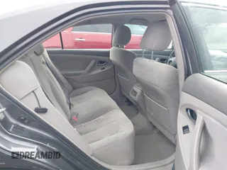 2009 Toyota Camry z VIN 4T1BE46K19U824701, wystawiony jako IAAI lot #41738779 z przebiegiem 225 469 mil mil oraz . Historia ofert i sprzedaży dostępna na DreamBid. Obrazek 8.