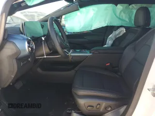 2024 Chevrolet Equinox EV LT z VIN 3GN7DLRP4RS279972, wystawiony jako Copart lot #86291264 z przebiegiem 824 mil mil oraz Szkoda całkowita • Salvage title. Historia ofert i sprzedaży dostępna na DreamBid. Obrazek 7.