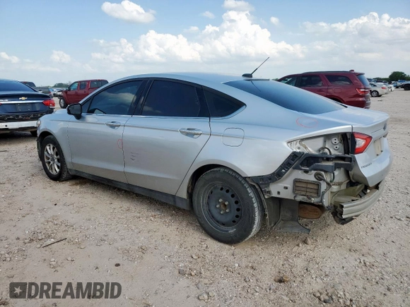 2016 Ford Fusion S z VIN 3FA6P0G70GR265543, wystawiony jako Copart lot #59754105 z przebiegiem 133 713 mil mil oraz Szkoda całkowita • Salvage title. Historia ofert i sprzedaży dostępna na DreamBid. Obrazek 2.