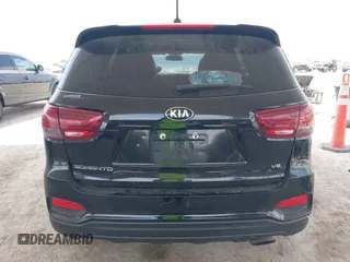 2019 Kia Sorento LX z VIN 5XYPG4A52KG490322, wystawiony jako IAAI lot #41928525 z przebiegiem 89 921 mil mil oraz . Historia ofert i sprzedaży dostępna na DreamBid. Obrazek 17.