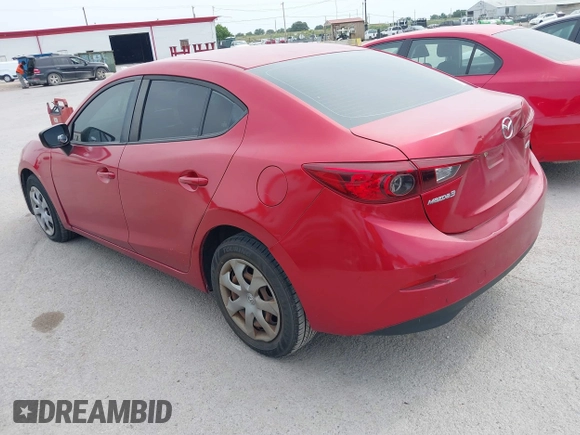 2015 Mazda 3 i Sport z VIN JM1BM1U71F1225833, wystawiony jako IAAI lot #42264702 z przebiegiem 173 583 mil mil oraz . Historia ofert i sprzedaży dostępna na DreamBid. Obrazek 3.