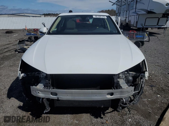 2018 Audi A4 Premium with VIN WAUDNAF41JN016647, listed as a Copart auction lot 48168125 with 70,524 mi miles and Salvage Title. Bid and sale history available at DreamBid. Image 5.