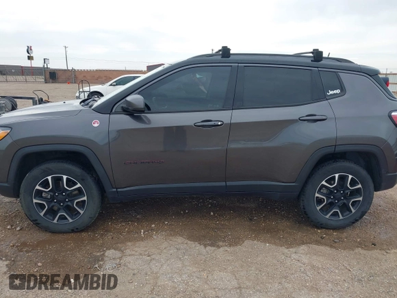 2019 Jeep Compass Trailhawk with VIN 3C4NJDDBXKT795294, listed as a IAAI auction lot 42046344 with 100,395 mi miles and . Bid and sale history available at DreamBid. Image 15.