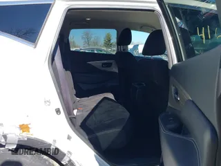 2015 Nissan Murano S z VIN 5N1AZ2MH9FN230424, wystawiony jako IAAI lot #41661722 z przebiegiem 104 475 mil mil oraz . Historia ofert i sprzedaży dostępna na DreamBid. Obrazek 8.