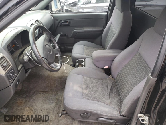 2006 Chevrolet Colorado 1LT z VIN 1GCDT146268223275, wystawiony jako Copart lot #57710815 z przebiegiem 83 318 mil mil oraz Czysty tytuł • Clean title. Historia ofert i sprzedaży dostępna na DreamBid. Obrazek 7.