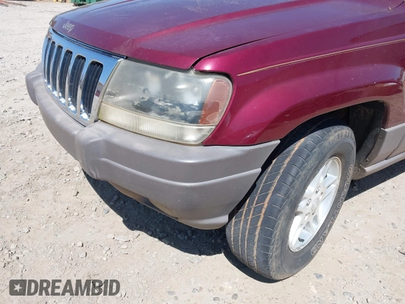 2003 Jeep Grand Cherokee Laredo with VIN 1J4GX48S93C523831, listed as a IAAI auction lot 41852442 with 270,735 mi miles. Bid and sale history available at carsss.com. Image 6.