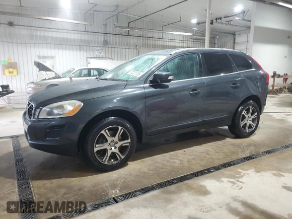 2013 Volvo XC60 T6 with VIN YV4902DZ0D2422384, listed as a Copart auction lot 57321755 with 129,508 mi miles and Salvage title. Bid and sale history available at DreamBid. Image 1.