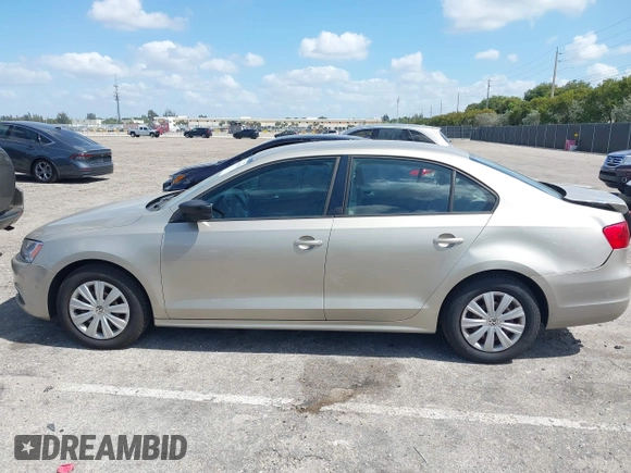 2013 Volkswagen Jetta S with VIN 3VW2K7AJ2DM293595, listed as a IAAI auction lot 42169064 with 138,906 mi miles and . Bid and sale history available at DreamBid. Image 14.