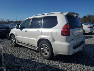 2007 Lexus GX 470 with VIN JTJBT20X970138720, listed as a Copart auction lot 53390435 with 220,051 mi miles and Clean Title. Bid and sale history available at carsss.com. Image 2.