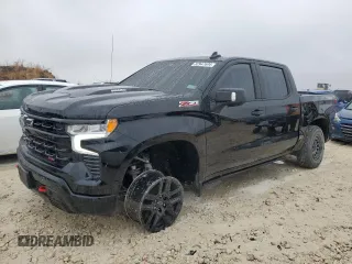2022 Chevrolet Silverado 1500 LT Trail Boss with VIN 3GCUDFET5NG654765, listed as a Copart auction lot 82947694 with 77,747 mi miles and Salvage Title. Bid and sale history available at DreamBid. Image 1.