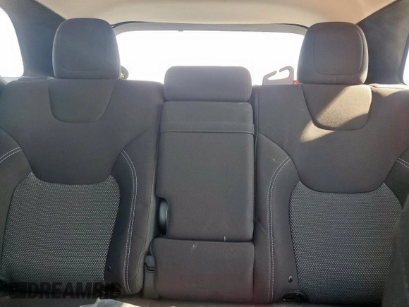 2019 Jeep Cherokee Latitude z VIN 1C4PJLCB7KD332961, wystawiony jako Copart lot #60554635 z przebiegiem 56 024 mil mil oraz Szkoda całkowita • Salvage title. Historia ofert i sprzedaży dostępna na DreamBid. Obrazek 10.