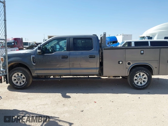 2022 Ford F-350 with VIN 1FT7W3BN4NEE67584, listed as a IAAI auction lot 42010364 with 28,926 mi miles and . Bid and sale history available at DreamBid. Image 14.