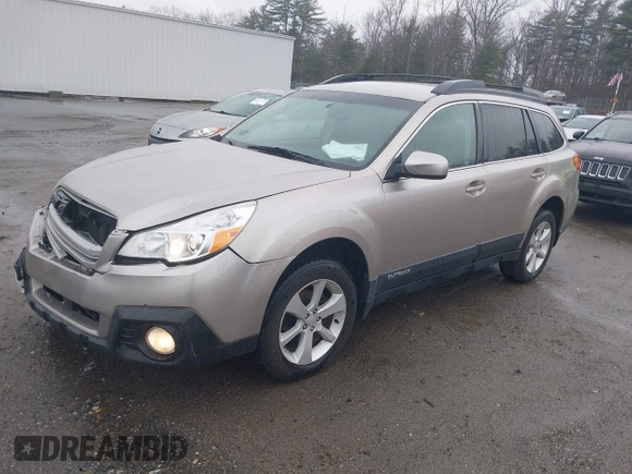 2014 Subaru Outback 2.5i Premium with VIN 4S4BRCCC5E3253063, listed as a IAAI auction lot 41966412 with 133,526 mi miles. Bid and sale history available at carsss.com. Image 18.