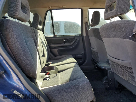 1999 Honda CR-V EX with VIN JHLRD176XXC075179, listed as a Copart auction lot 84598124 with 251,004 mi miles and Salvage Title. Bid and sale history available at carsss.com. Image 11.