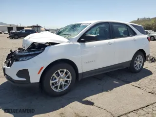 2024 Chevrolet Equinox LS with VIN 3GNAXHEGXRL138690, listed as a Copart auction lot 52416625 with 6,552 mi miles and Salvage Title. Bid and sale history available at carsss.com. Image 1.