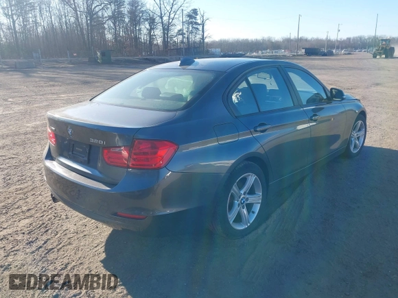 2015 BMW 3 Series 328i xDrive with VIN WBA3B5G5XFNS13908, listed as a IAAI auction lot 41638788 with 54,584 mi miles. Bid and sale history available at carsss.com. Image 4.